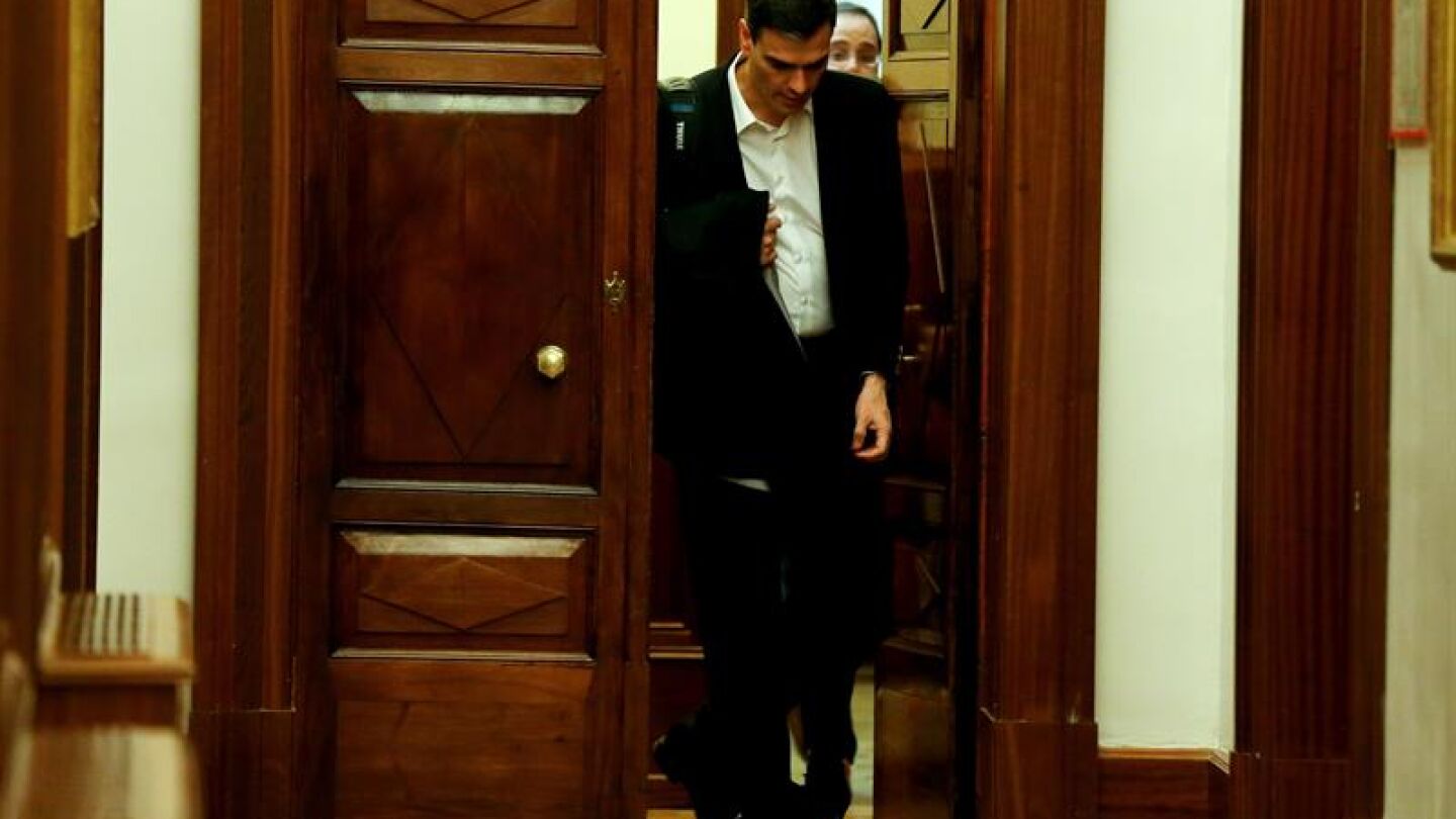  Los equipos negociadores del PSOE y de Ciudadanos se re&uacute;nen tras el fracaso de la investidura de S&aacute;nchez