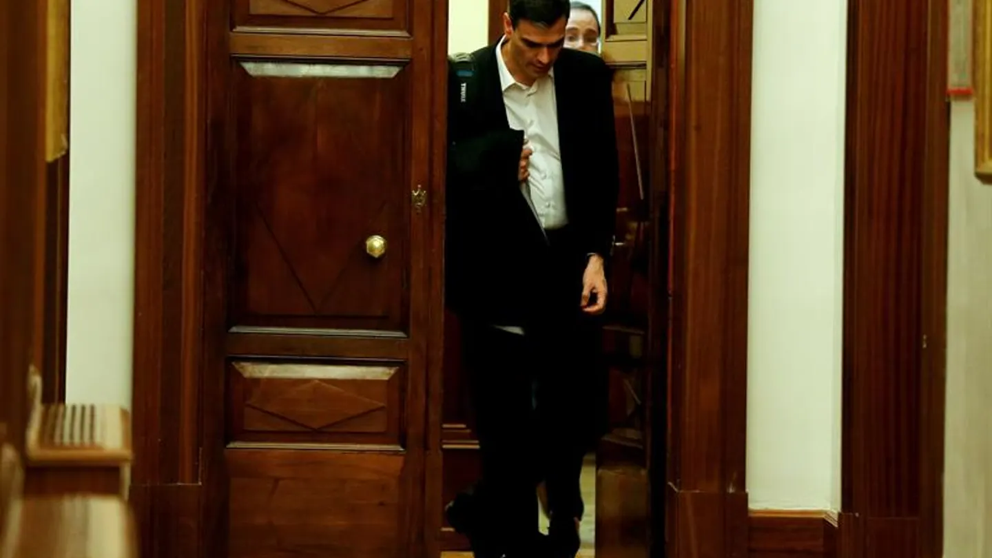 Los equipos negociadores del PSOE y de Ciudadanos se reúnen tras el fracaso de la investidura de Sánchez Los equipos negociadores del PSOE y de Ciudadanos se reúnen tras el fracaso de la investidura de Sánchez