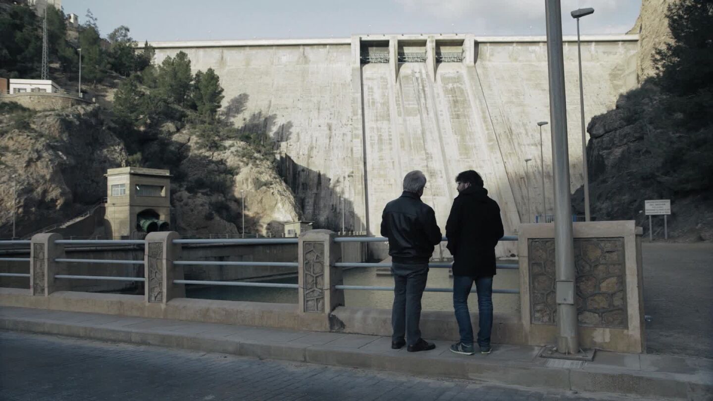 El historiador Antonio Mart&iacute;nez Ovejero, junto a Jordi &Eacute;vole