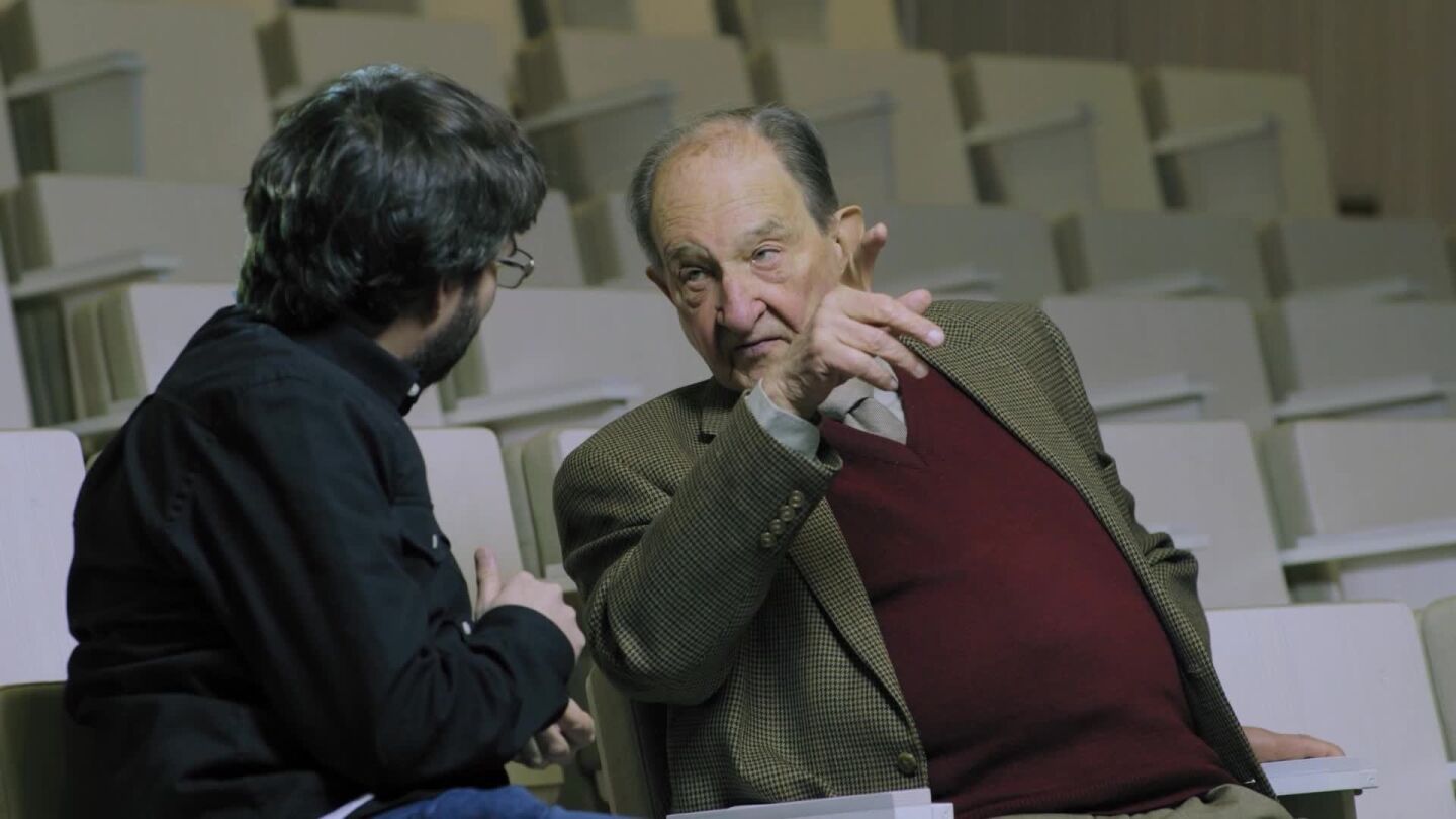 Jordi &Eacute;vole entrevista a Nicol&aacute;s S&aacute;nchez-Albornoz, un trabajador forzado en la posguerra
