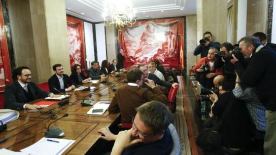 Reuni&oacute;n de los equipos negociadores del PSOE, Podemos, IU y Comprom&iacute;s 
