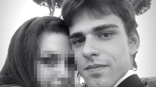 Luca Varani en una imagen con una joven Luca Varani en una imagen con una joven
