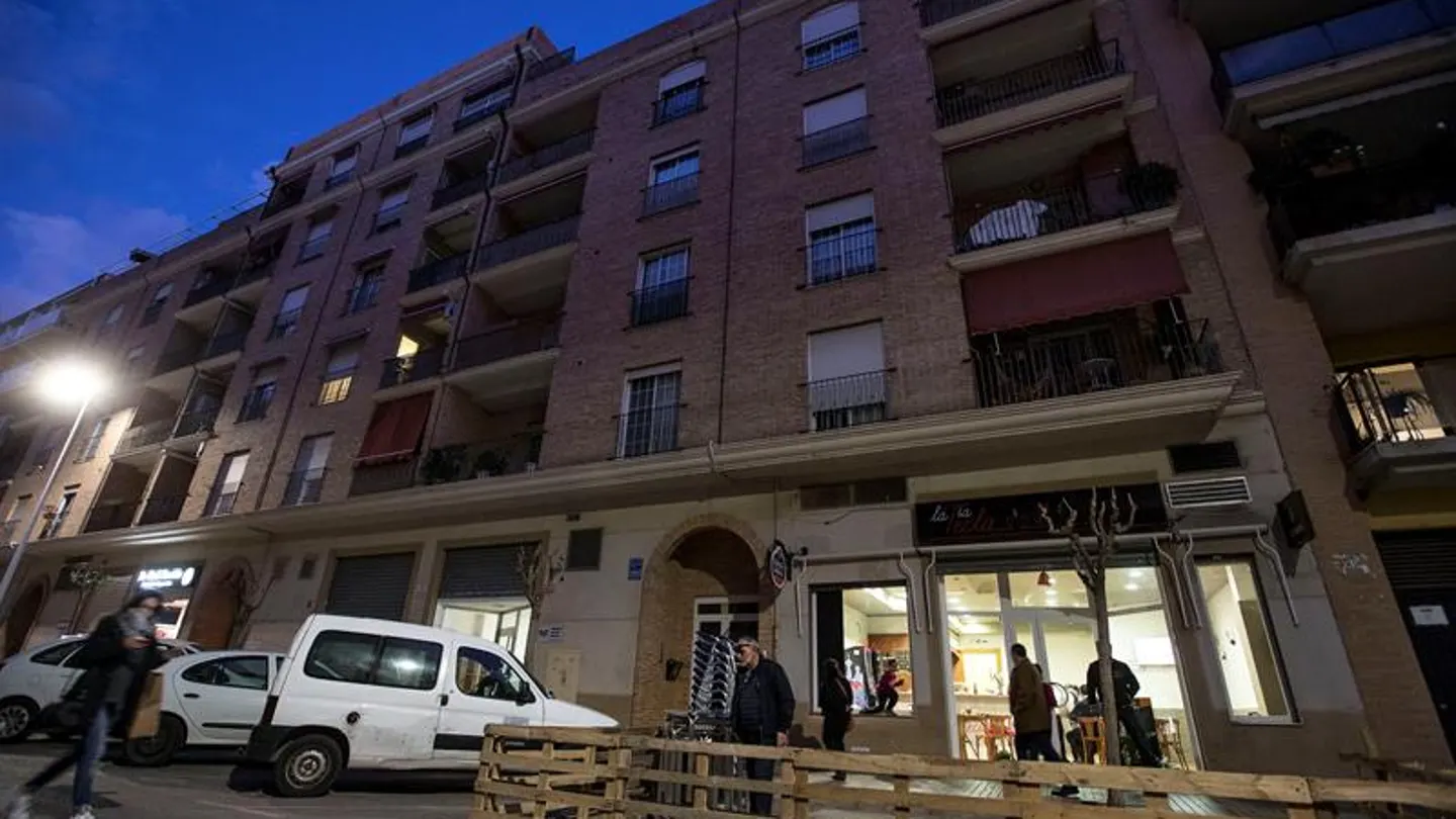 Fachada de la vivienda de la pareja en Catarroja Fachada de la vivienda de la pareja en Catarroja