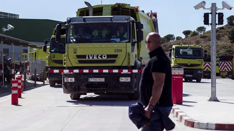 El personal de limpieza de Málaga volviendo al trabajo