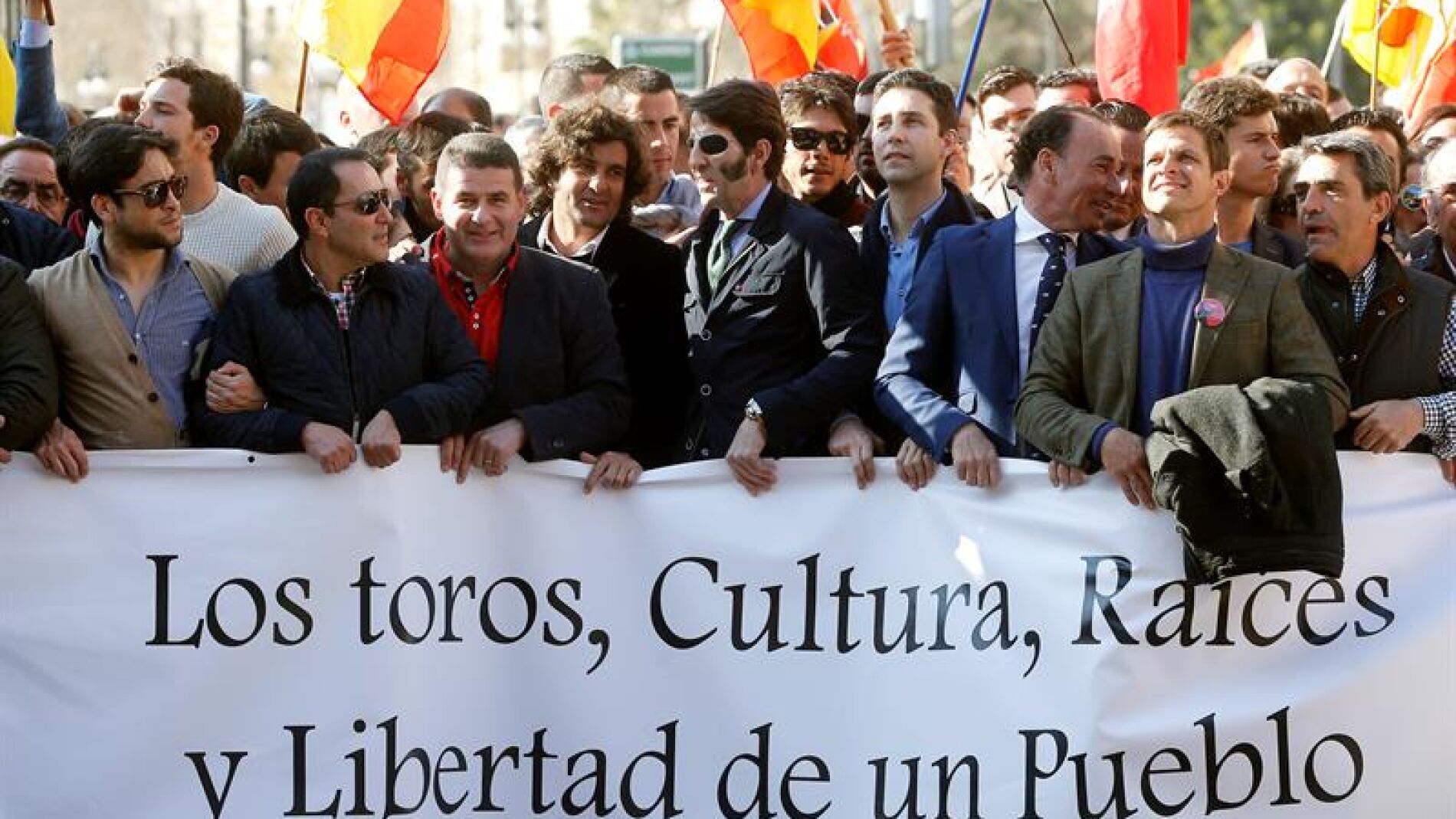 Más de 20.000 personas, según la Policía, reivindican en Valencia la cultura del toreo