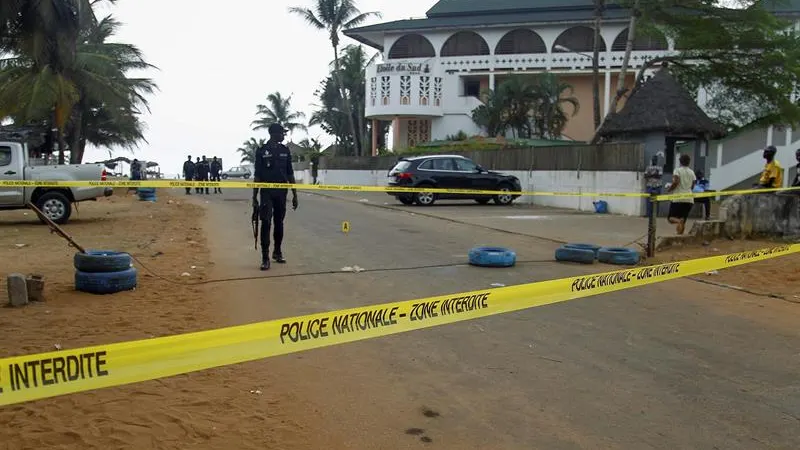 Cordón policial tras el atentado en Costa de Marfil