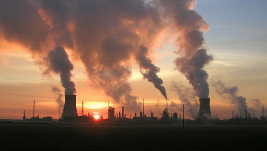 La OMS alerta de que la contaminaci&oacute;n causa 12,6 millones de muertes al a&ntilde;o 