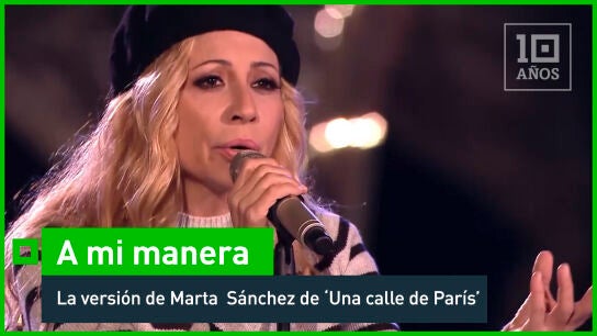La cantante espa&ntilde;ola elige en A mi manera versionar 'Una calle de Par&iacute;s' de Duncan Dhu. Un tema que marc&oacute; a la artista cuando coincidi&oacute; con Mikel Erentxun sobre el escenario y que interpreta d&aacute;ndole un giro de 180 grados, para recordar lo que pas&oacute; en esa ciudad con los atentados el pasado noviembre. 