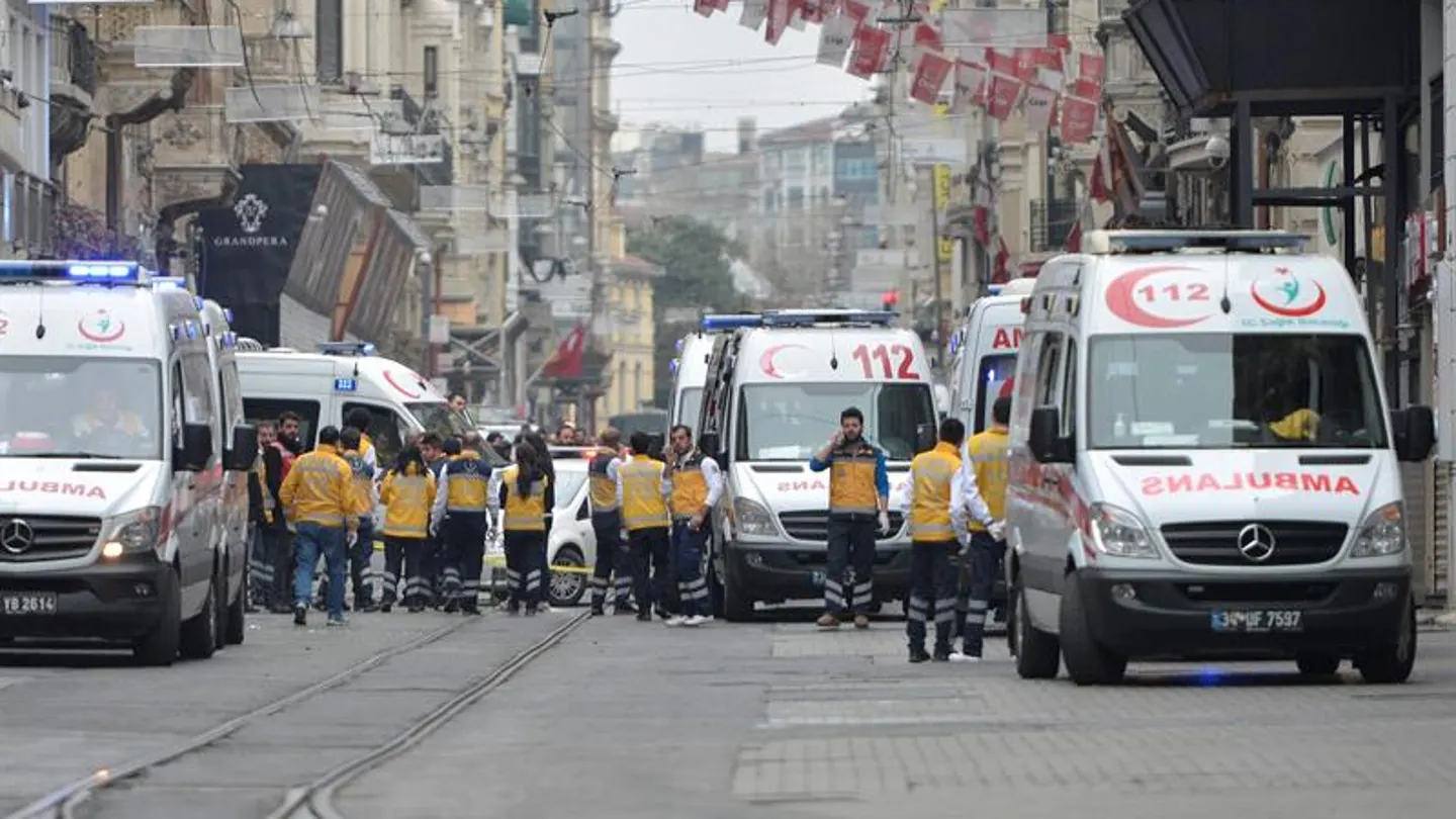 Cinco muertos en el atentado suicida en el centro de Estambul Cinco muertos en el atentado suicida en el centro de Estambul