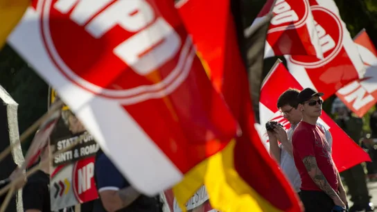 Imagen de seguidores del NPD Imagen de seguidores del NPD