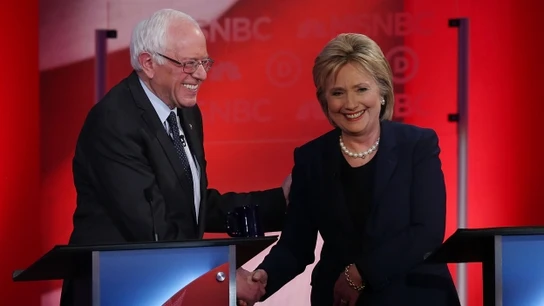 Los precandidatos demócratas Hillary Clinton y Bernie Sanders Los precandidatos demócratas Hillary Clinton y Bernie Sanders