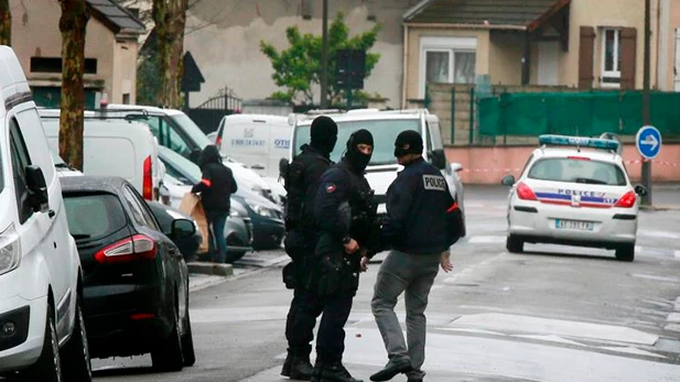 Agentes de la Policía de Bélgica Agentes de la Policía de Bélgica