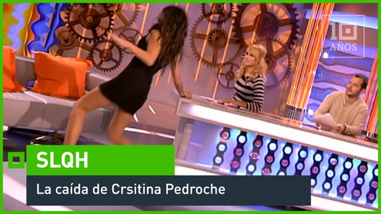 2010. Cristina Pedroche se cae en plató dd