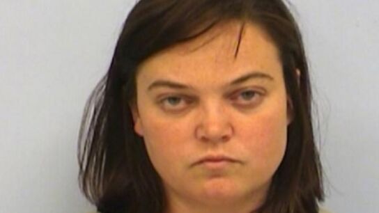Imagen de la madre detenida en Estados Unidos