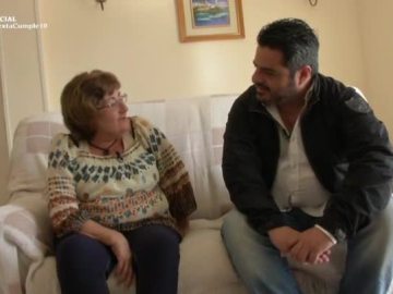 Jalis de la Serna entrevista a Lola, de Encarcelados Jalis de la Serna entrevista a Lola, de Encarcelados