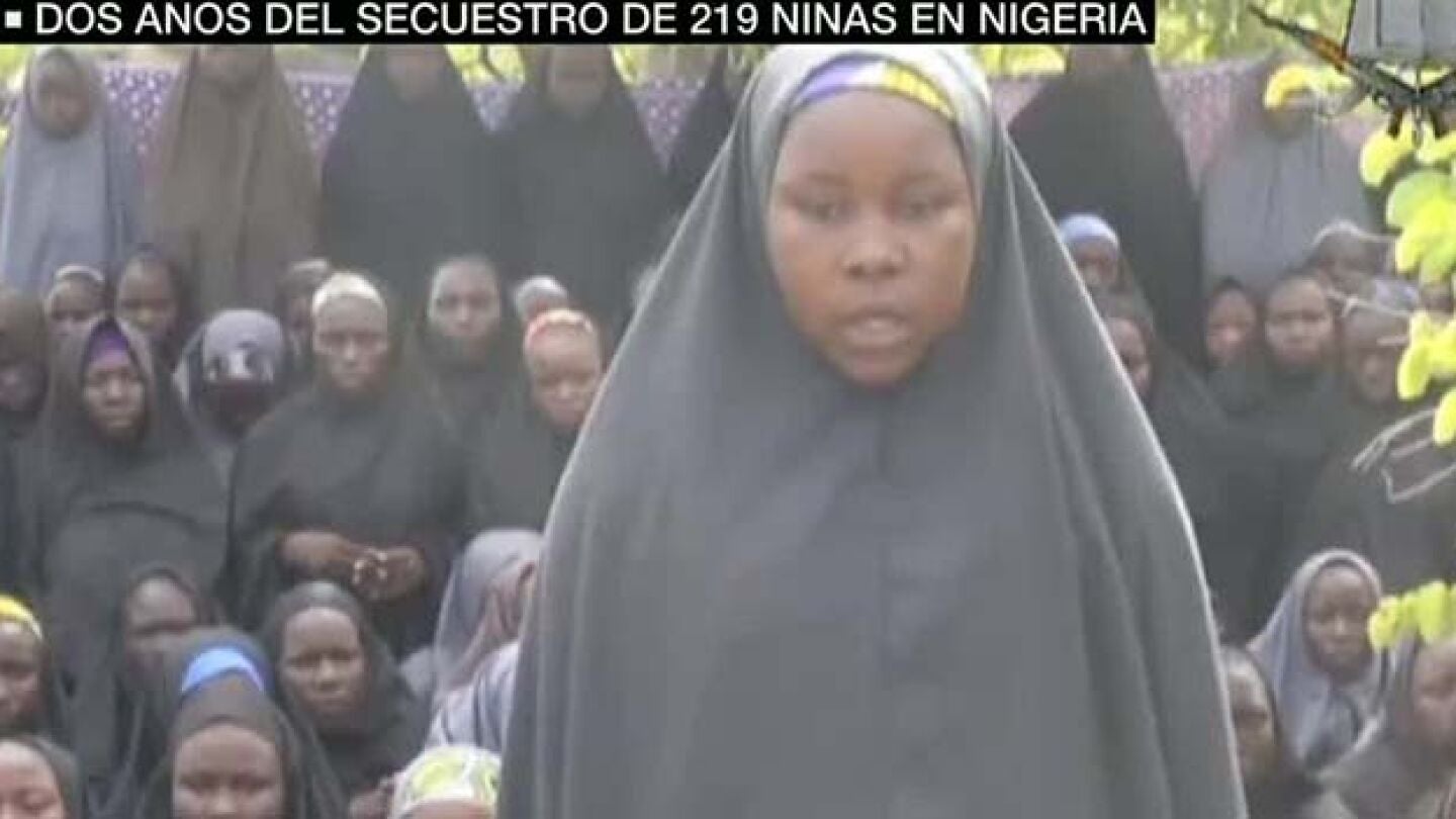 219 ni&ntilde;as fueron raptadas por Boko Haram en su escuela