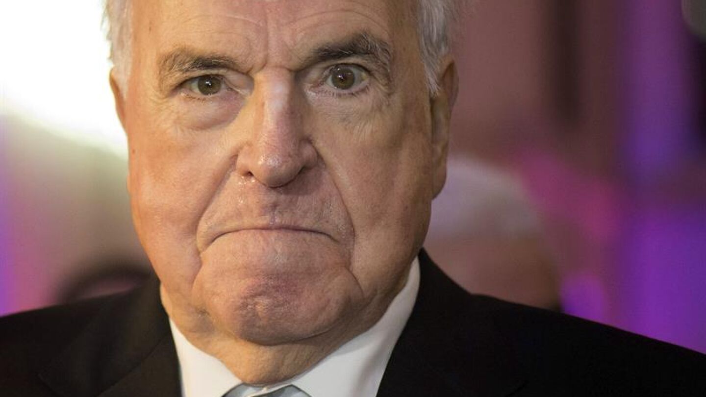 El excanciller Kohl sostiene que Europa no debe ser un "nuevo hogar" de refugiados