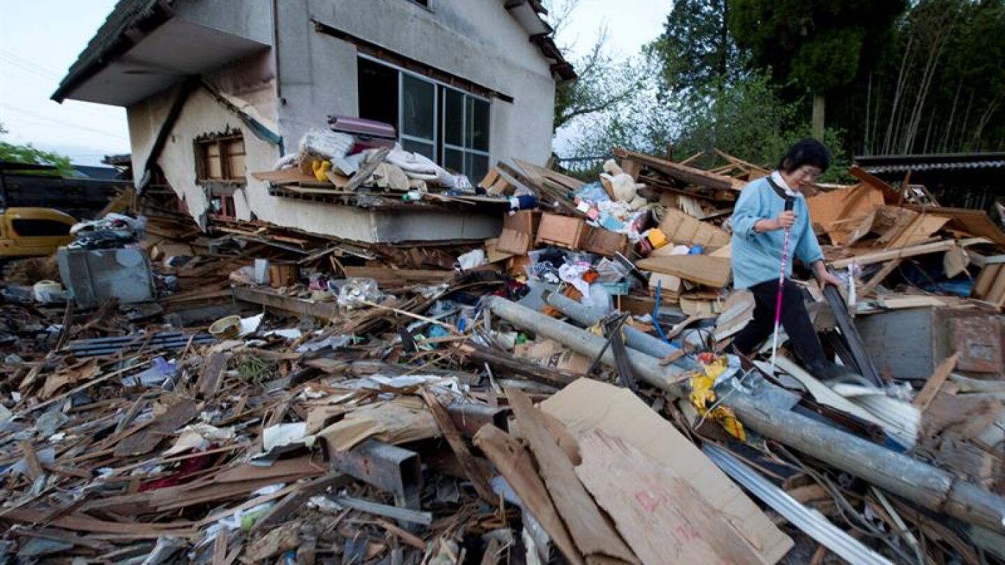Dos terremotos en Jap&oacute;n dejan 41 muertos y m&aacute;s de 250.000 personas desplazadas