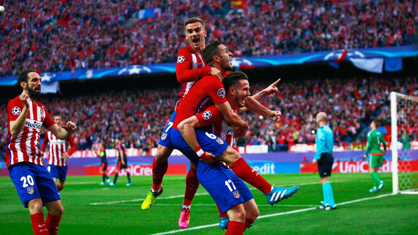 Saúl celebra su golazo al Bayern de Múnich Saúl celebra su golazo al Bayern de Múnich