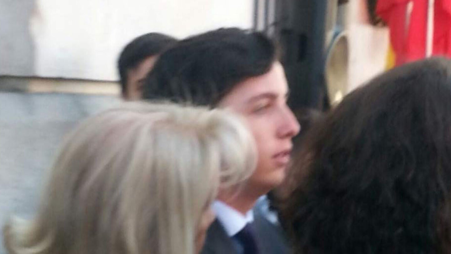 El peque&ntilde;o Nicol&aacute;s, en la recepci&oacute;n de autoridades de Cifuentes