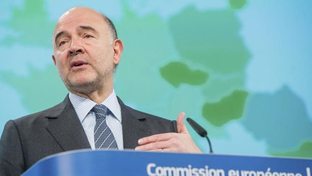 Pierre Moscovici,en una rueda de prensa