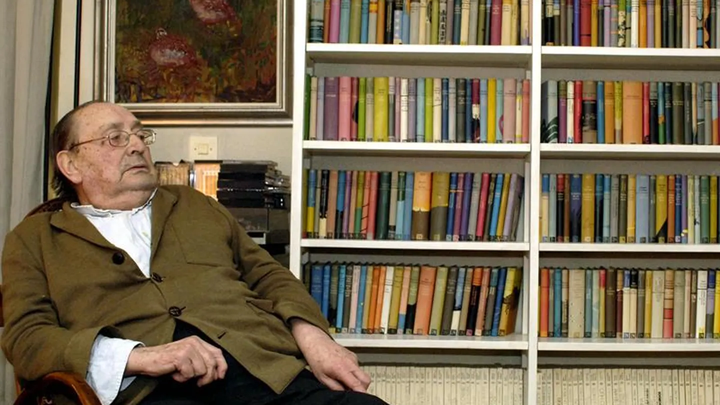 El escritor vallisoletano Miguel Delibes El escritor vallisoletano Miguel Delibes