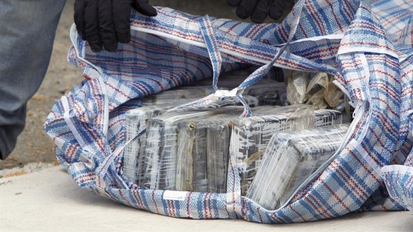 Fardos de coca&iacute;na
