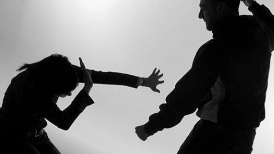 Escena de violencia machista Escena de violencia machista