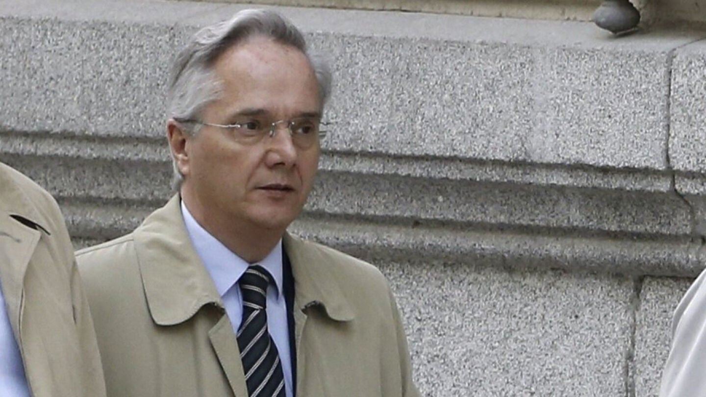 Ram&oacute;n G&oacute;mez de la Serna antes de ir a la Audiencia