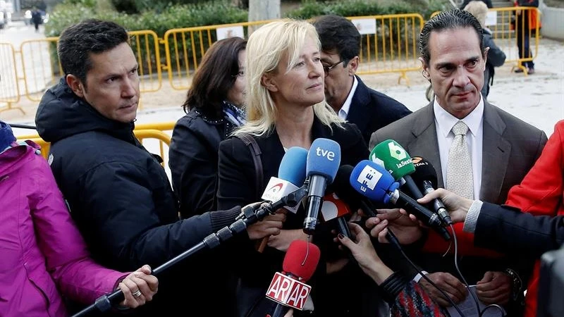 Ana Duato a las puertas de la Audiencia Nacional