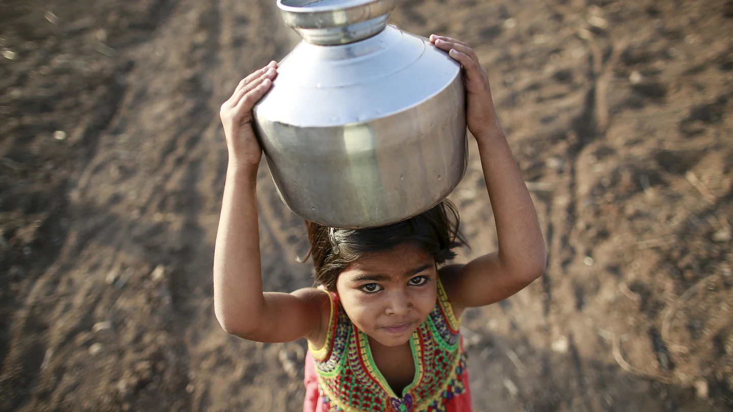 Una niña india Una niña india