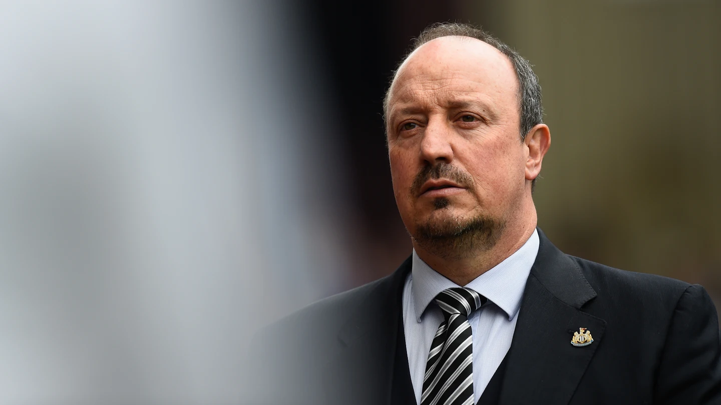 Rafa Benítez, cabizbajo Rafa Benítez, cabizbajo