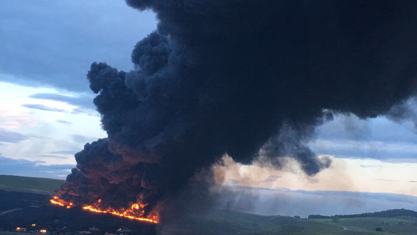 Humo provocado por el incendio en Sese&ntilde;a