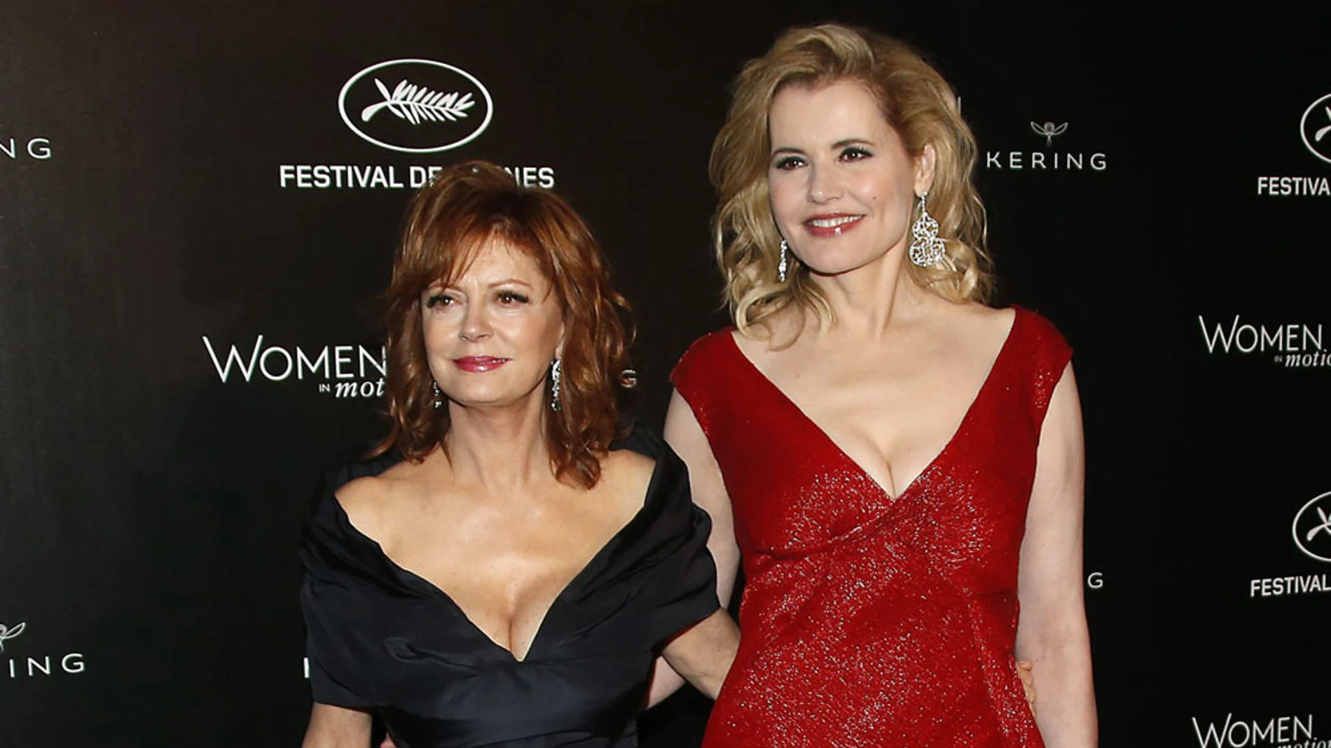 Las actrices Geena Davis y Susan Sarandon en una gala en Cannes