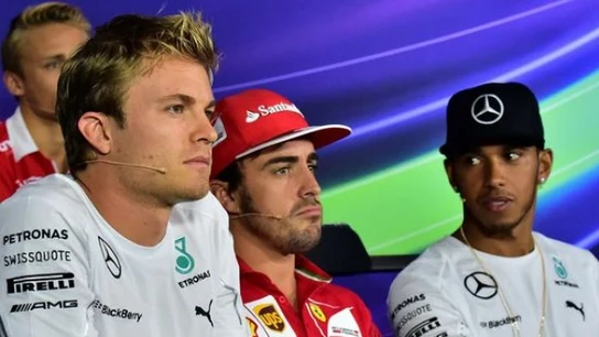 Alonso, junto a Hamilton y Rosberg Alonso, junto a Hamilton y Rosberg