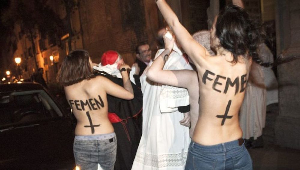 Activistas de Femen protestan por el aborto