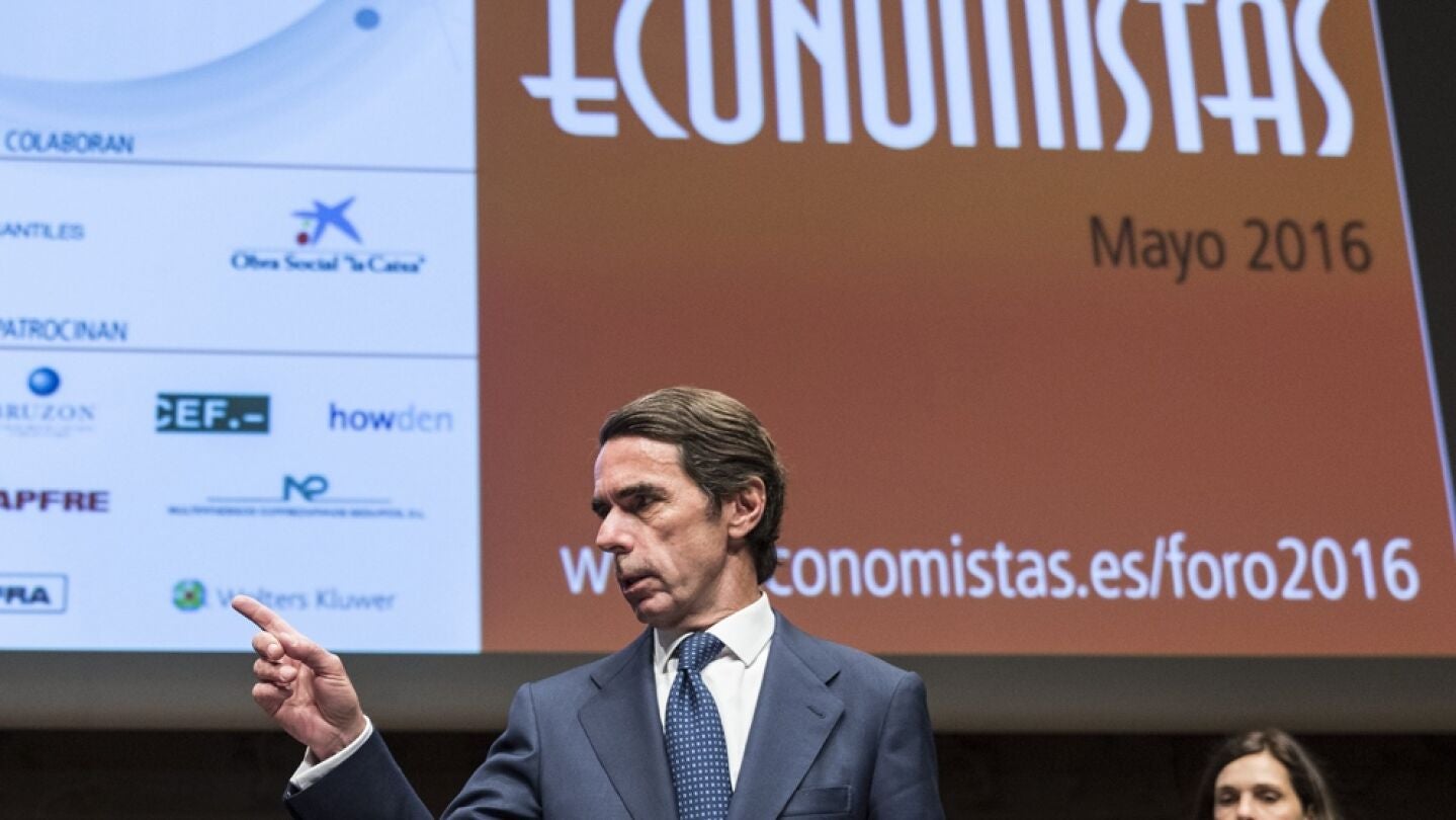 Jos&eacute; Mar&iacute;a Aznar durante una conferencia