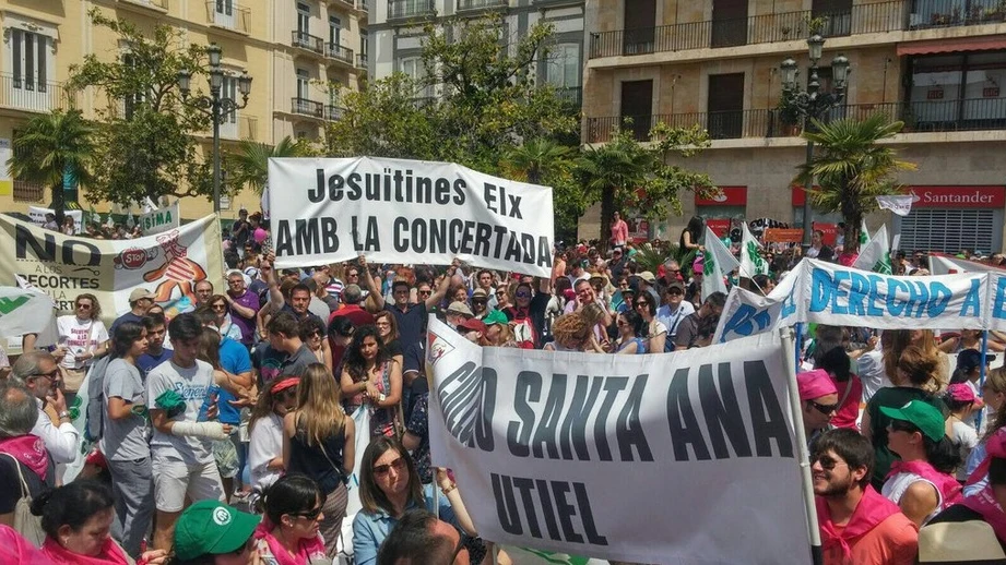 Manifestación por la escuela concertada