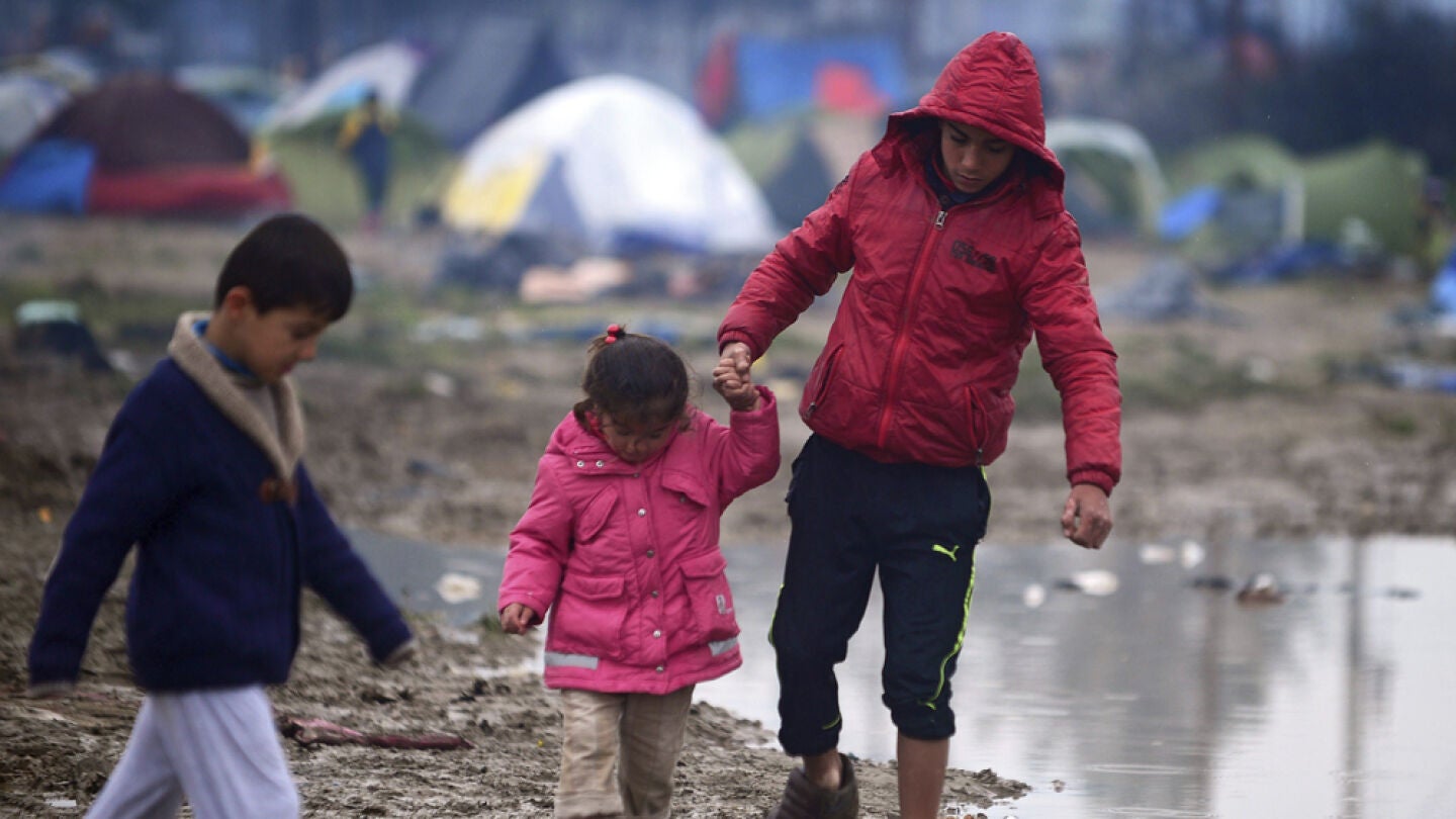 Ninos en Idomeni