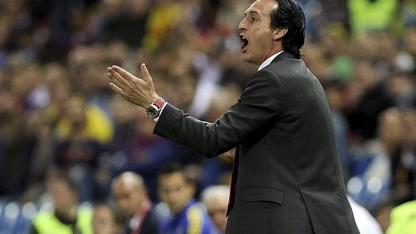 Unai Emery en la banda