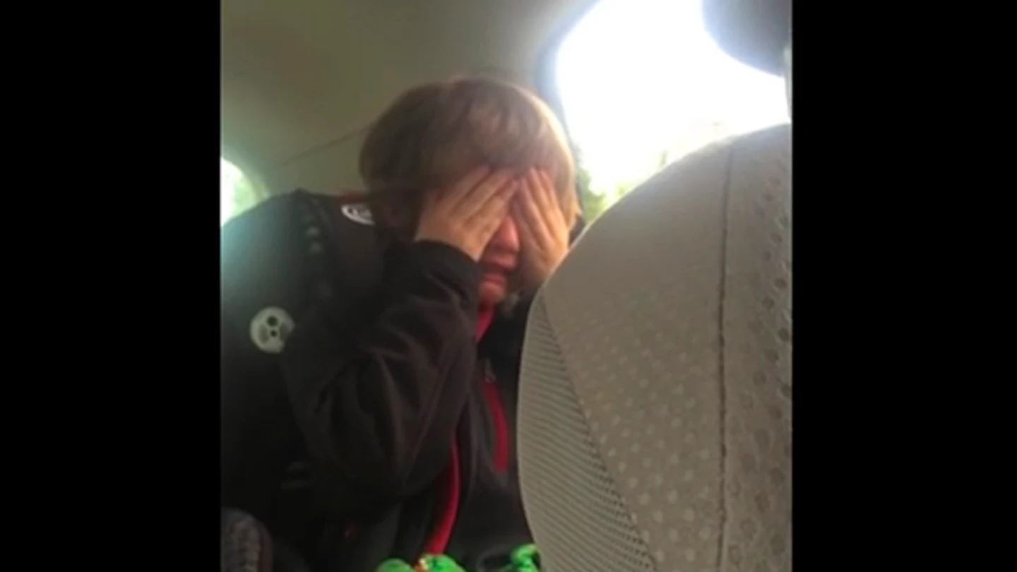 Henry Marr llorando Henry Marr llorando