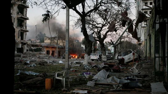 Imagen de la zona del atentado en Mogadiscio, Somalia Imagen de la zona del atentado en Mogadiscio, Somalia