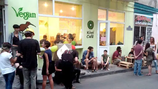 Imagen del bar que fue atacado por ultranacionalistas Imagen del bar que fue atacado por ultranacionalistas