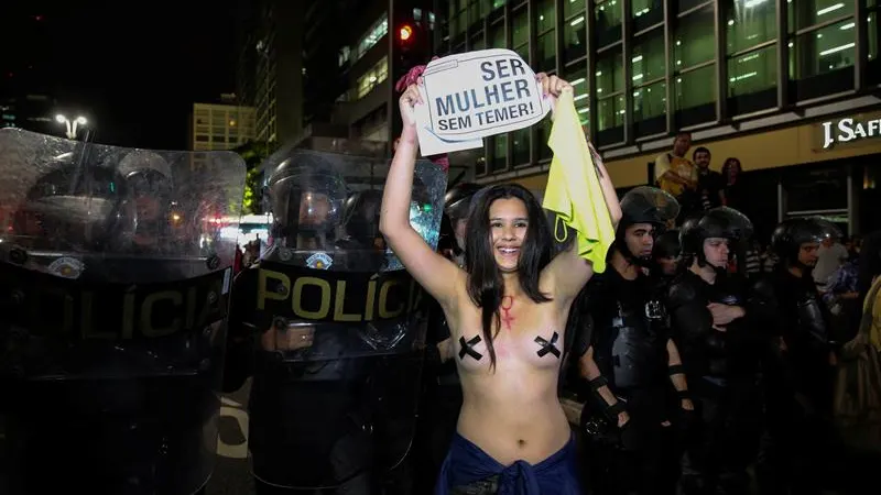 Manifestaciones en Brasil contra las violaciones Manifestaciones en Brasil contra las violaciones