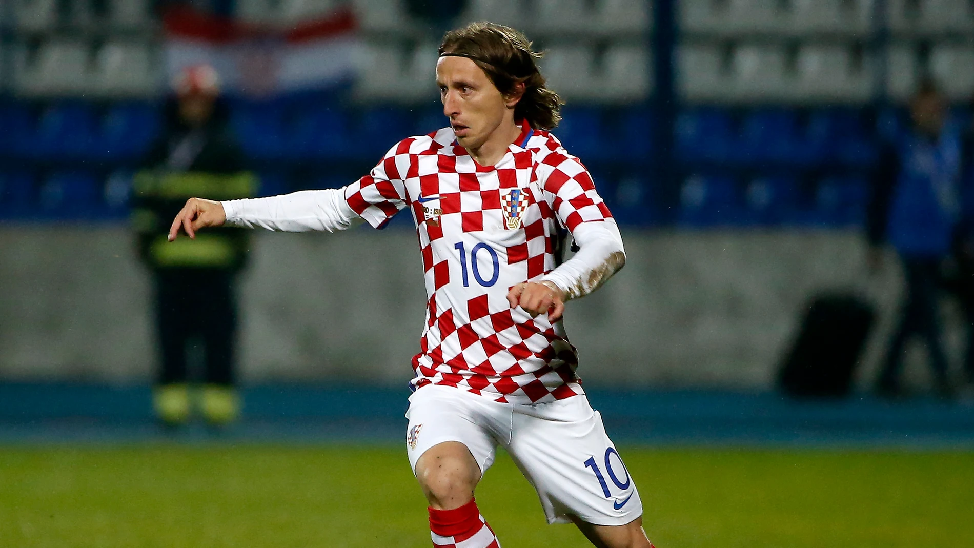 Luka Modric durante un amistoso con Croacia