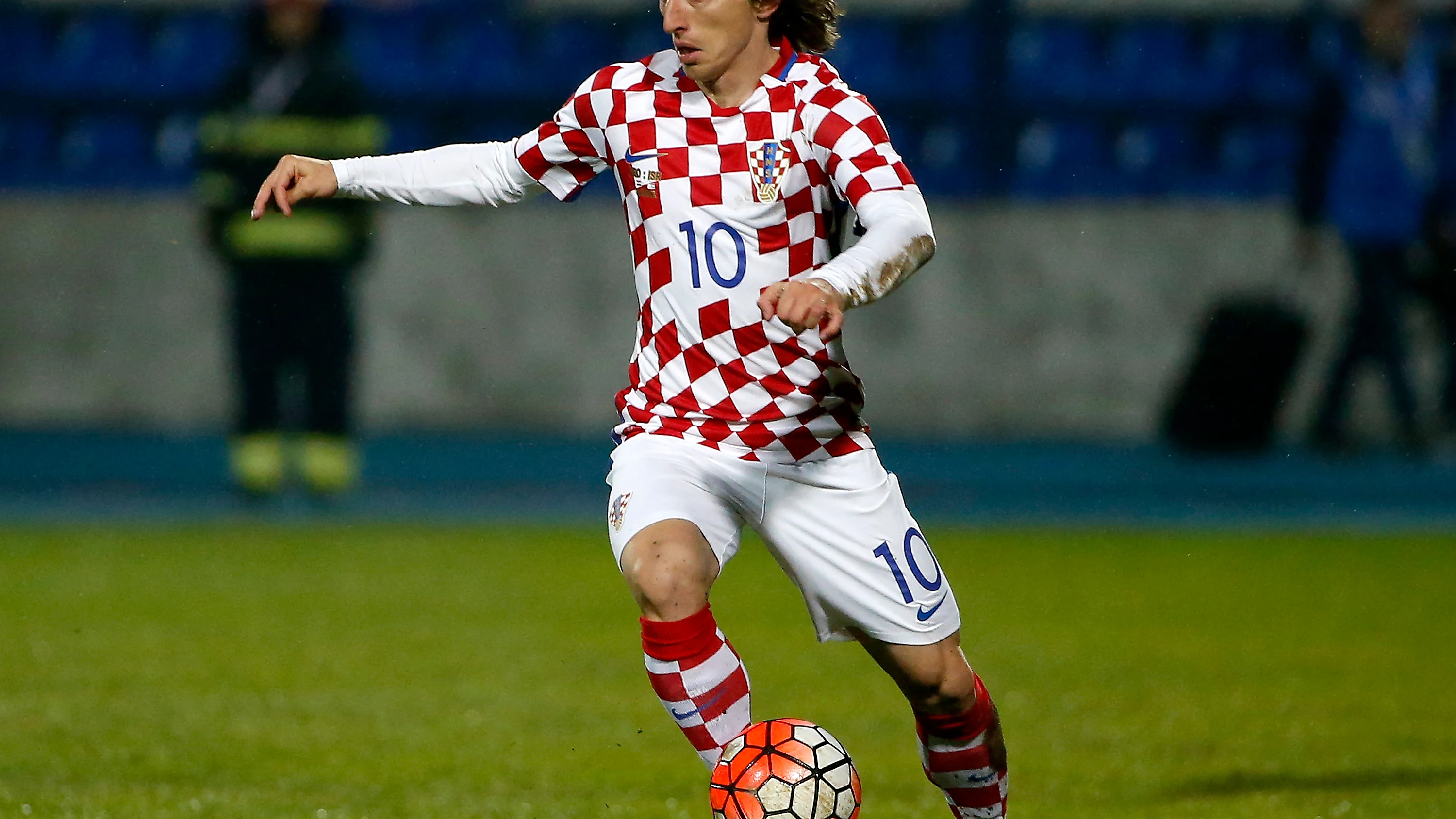 Luka Modric durante un amistoso con Croacia