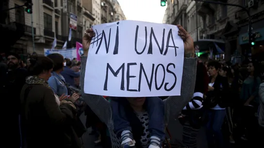 Miles de manifestantes en Argentina exigen medidas eficaces contra la violencia machista Miles de manifestantes en Argentina exigen medidas eficaces contra la violencia machista