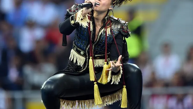 Alicia Keys en la final de la Champions