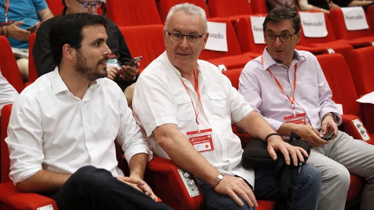 Alberto Garzón junto a Cayo Lara Alberto Garzón junto a Cayo Lara