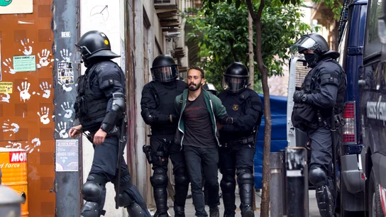 Detenidos por 'okupar' el banco expropiado Detenidos por 'okupar' el banco expropiado